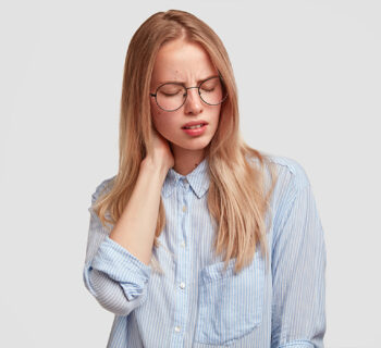 The Link Between TMJ Disorders and Neck Stiffness: What Dentists Look For